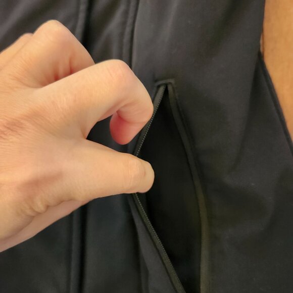 Lululemon Audrey women's long black jacket in size 8 - Picture 9 of 12